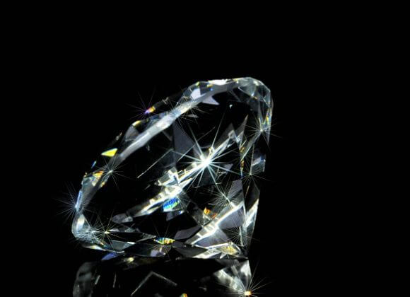 Diamanti: 4 posti dove non venderli per non subire una svalutazione